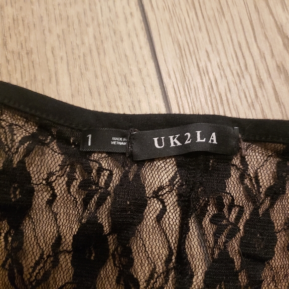 ๐ UK2LA NEW Plus 1X 2X 3X V-Neck T Shirt Top Lace Back Rock Guitar Bling New - Picture 3 of 6